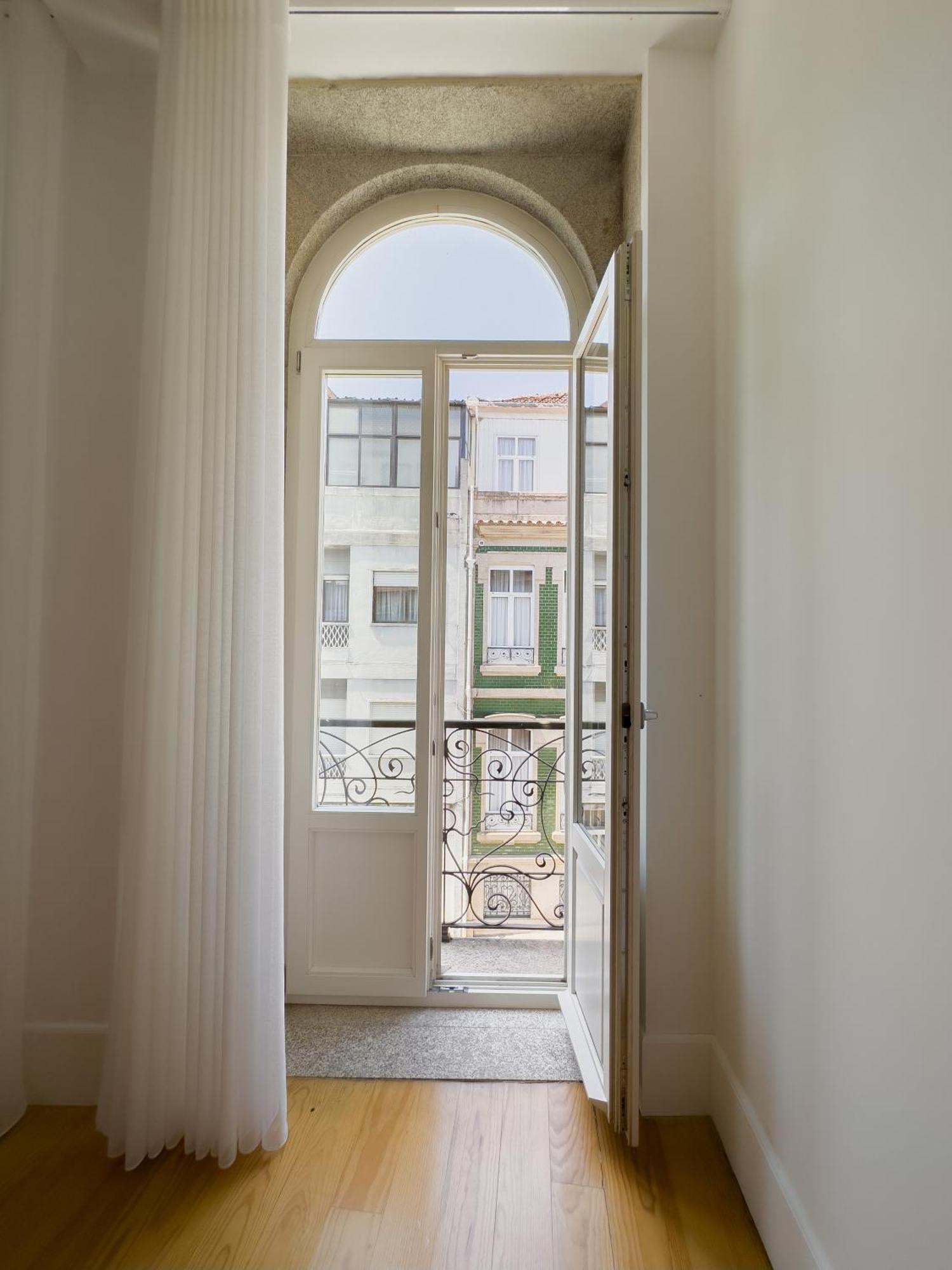 Vibrant Host Solutions-Bonfim Apartment Porto Luaran gambar